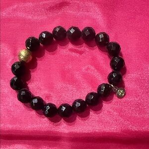 Chic Black and Gold Beaded Bracelet